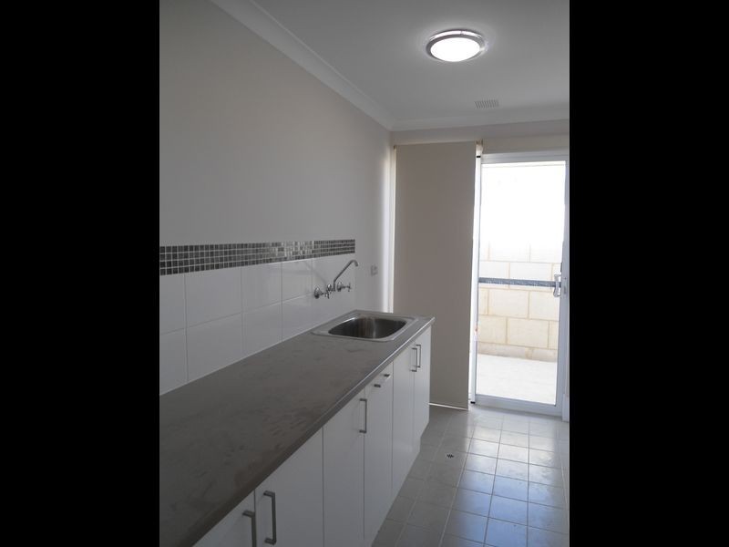 14 Holloways Ridge, Secret Harbour WA 6173