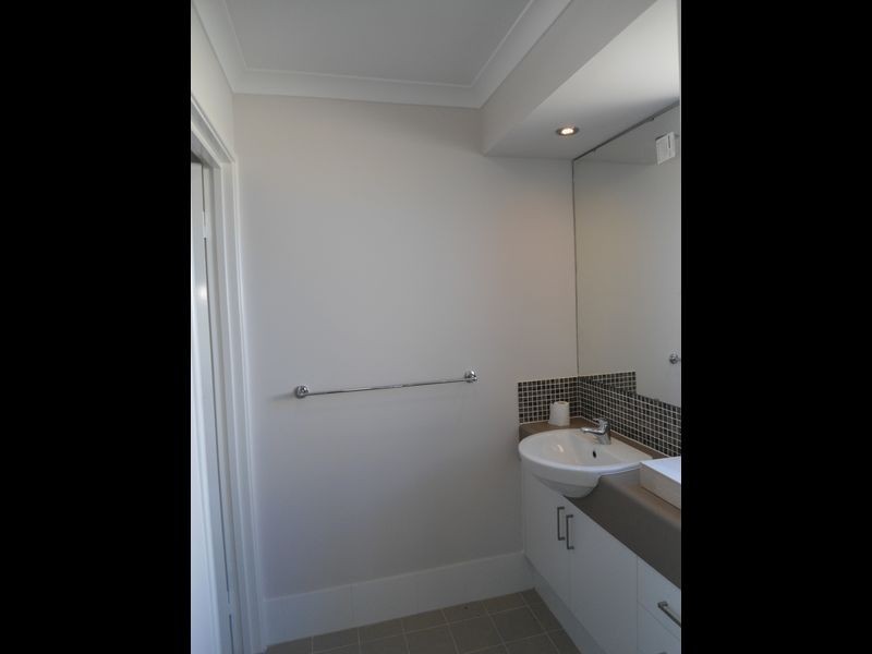 14 Holloways Ridge, Secret Harbour WA 6173