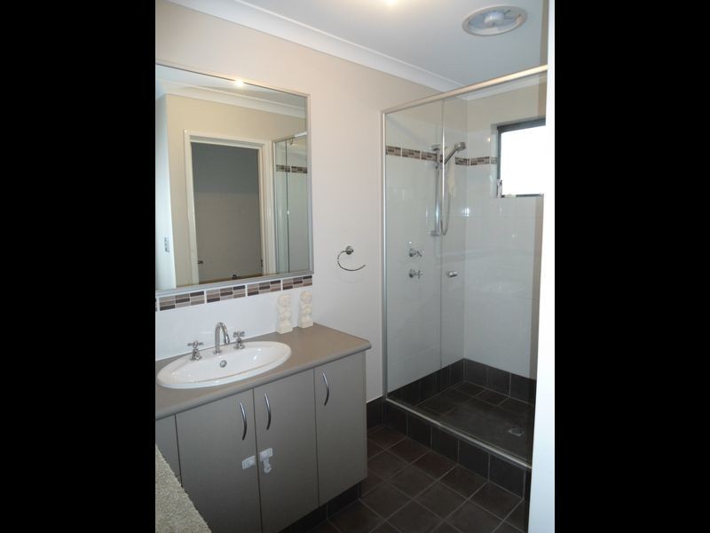 11 Cheney Loop, Secret Harbour WA 6173