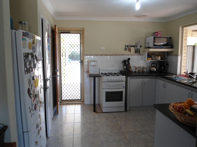 29 Holcombe Road, Warnbro WA 6169
