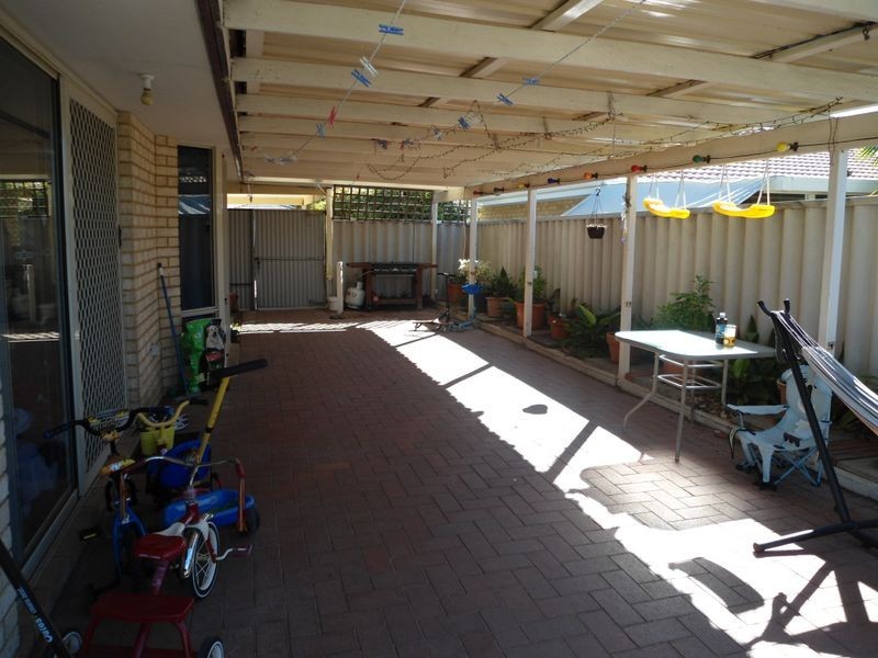 29 Holcombe Road, Warnbro WA 6169