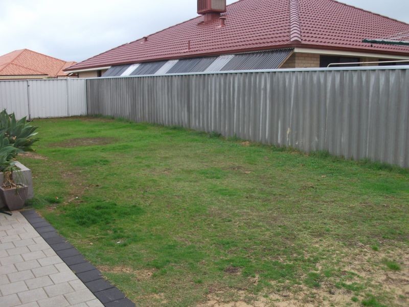 11 Hartwell Way, Secret Harbour WA 6173