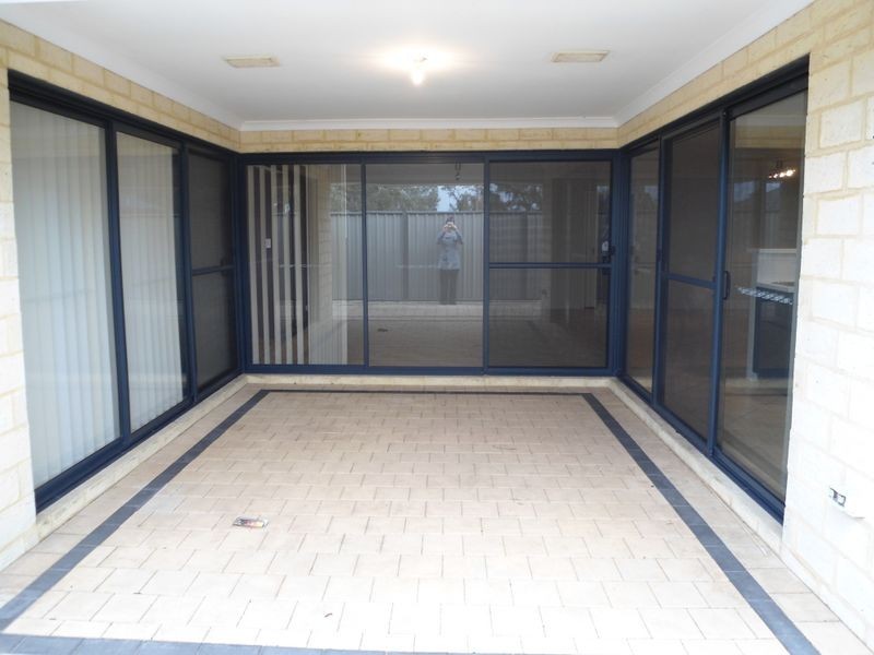 6 Renmark Road, Baldivis WA 6171