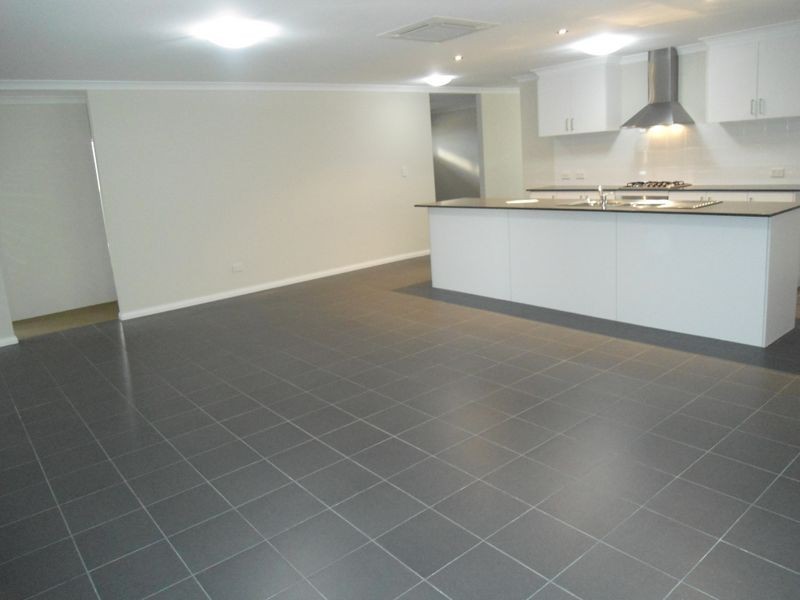 69 Cottesloe Drive, Secret Harbour WA 6173