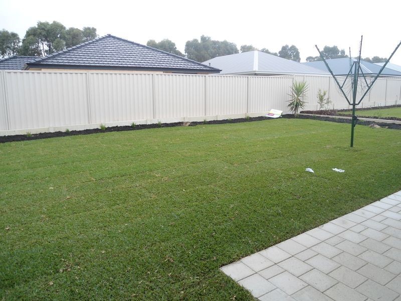 38 Sorrento Turn, Secret Harbour WA 6173