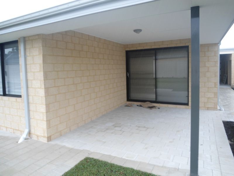 38 Sorrento Turn, Secret Harbour WA 6173