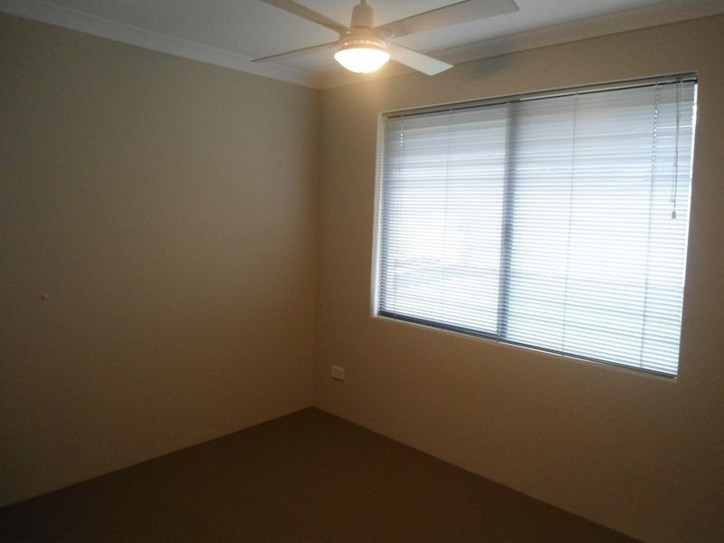 38 Sorrento Turn, Secret Harbour WA 6173