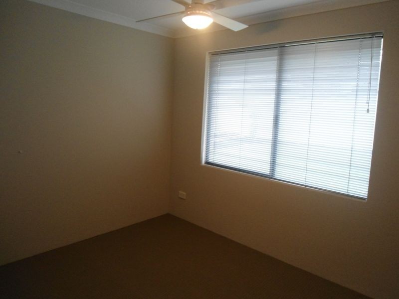 38 Sorrento Turn, Secret Harbour WA 6173