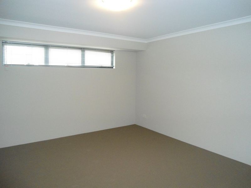 38 Sorrento Turn, Secret Harbour WA 6173