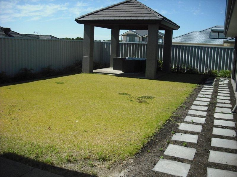 15 Shivery Fairway, Secret Harbour WA 6173