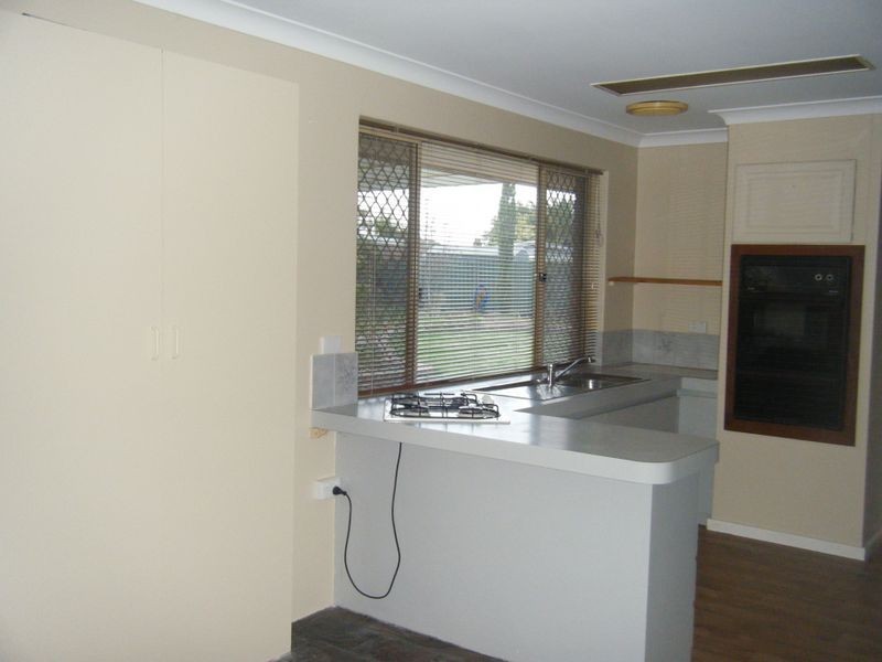 7 Rakoa Place, Cooloongup WA 6168