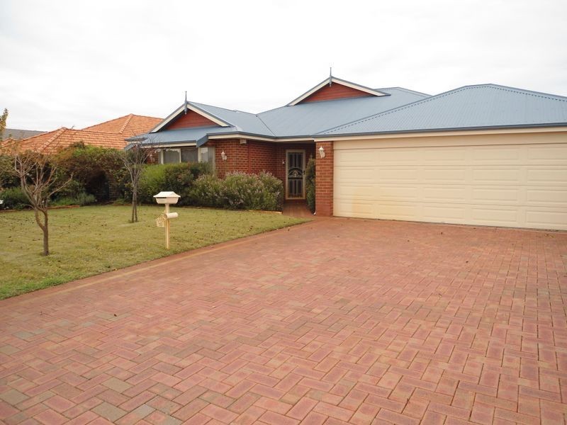 15 Ficifolia Brace, Baldivis WA 6171