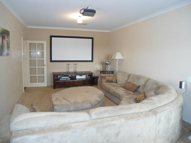 15 Ficifolia Brace, Baldivis WA 6171