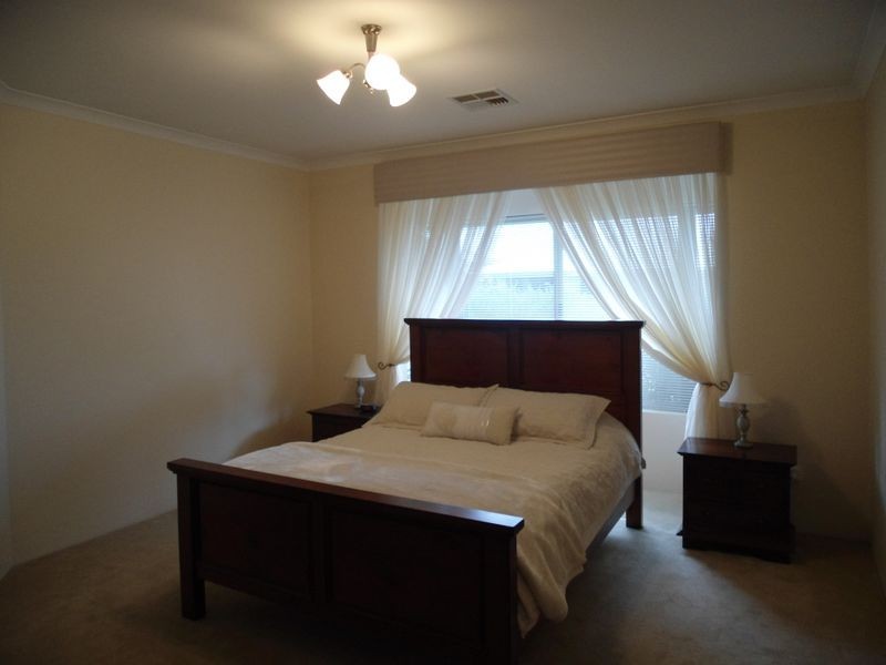 15 Ficifolia Brace, Baldivis WA 6171