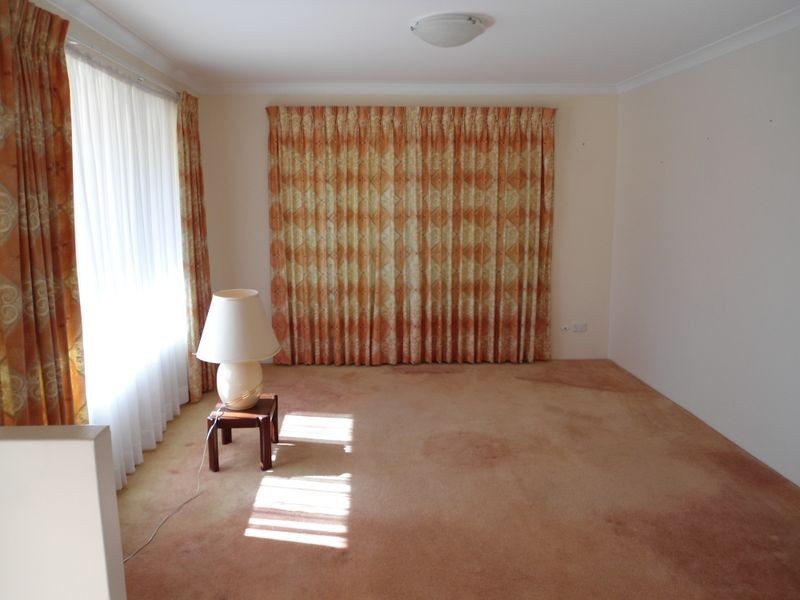 28 Rees Crescent, Rockingham WA 6168