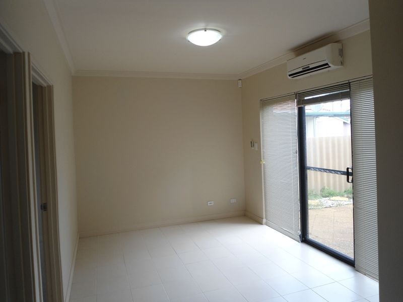 1/34 Lewington Street, Rockingham WA 6168