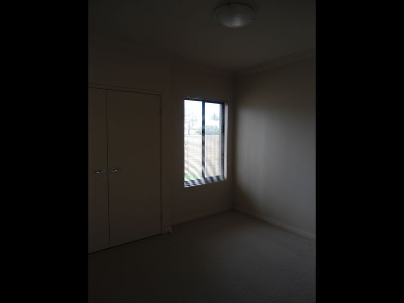 1/34 Lewington Street, Rockingham WA 6168