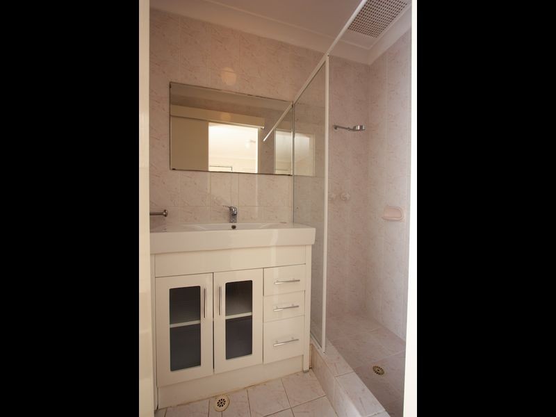 4 Legend Place, Cooloongup WA 6168