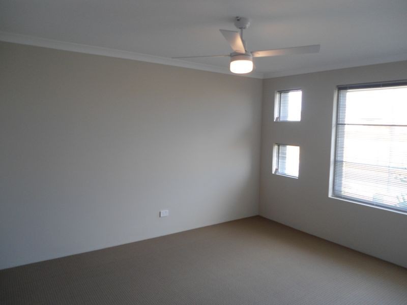 12 Jims Crescent, Secret Harbour WA 6173