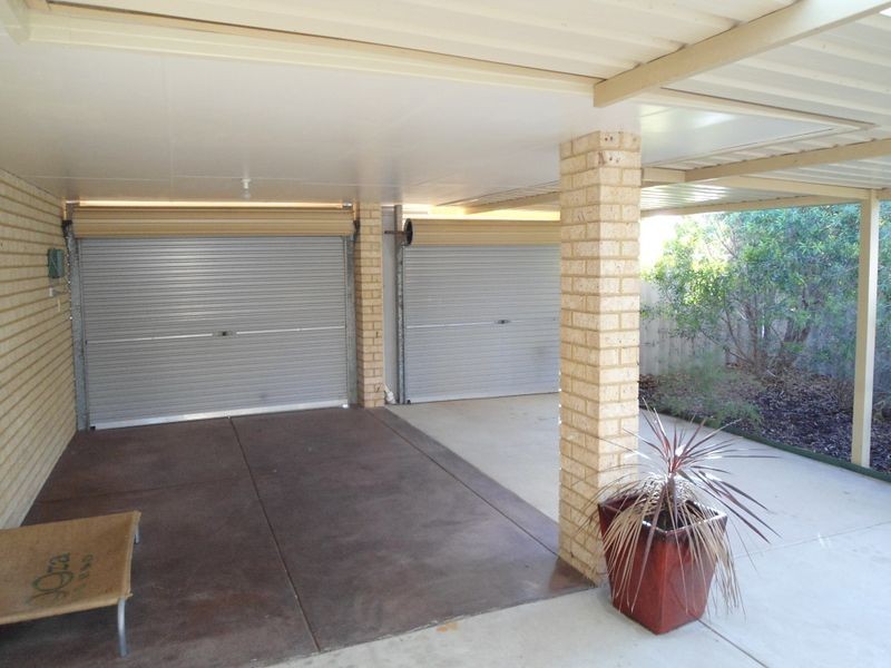 11 Silver Grove, Warnbro WA 6169