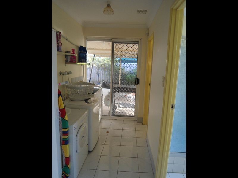11 Silver Grove, Warnbro WA 6169