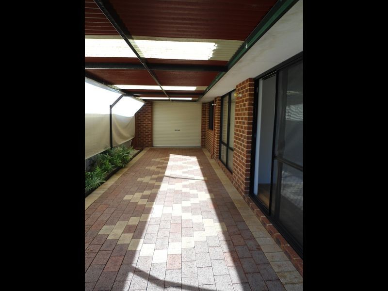 16 Santa Monica Drive, Waikiki WA 6169