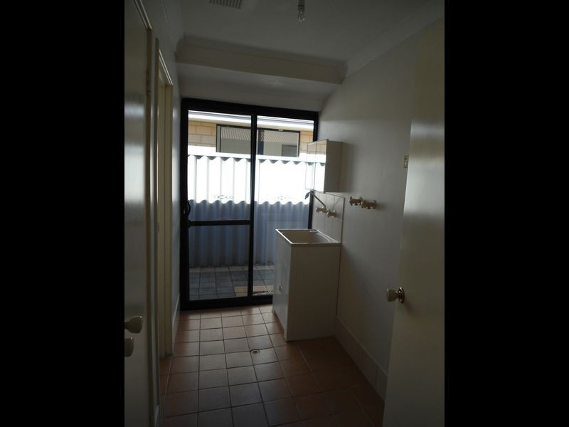 16 Santa Monica Drive, Waikiki WA 6169