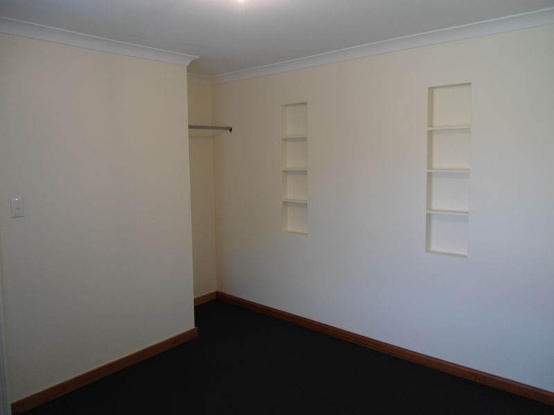 11 Narbonne Gardens, Port Kennedy WA 6172