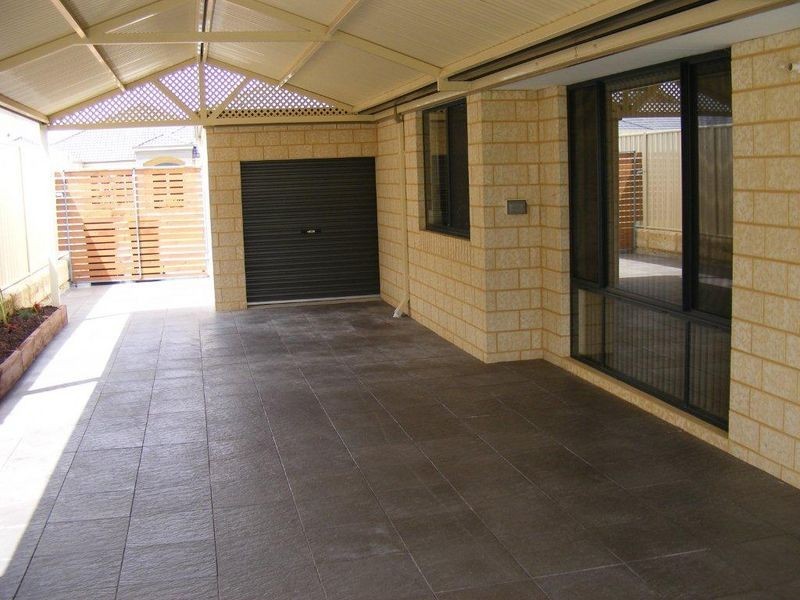 12 Gaston Drive, Secret Harbour WA 6173