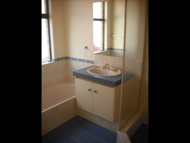 2 Alicante Mews, Secret Harbour WA 6173