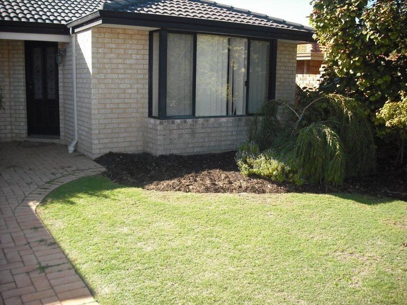 2 Alicante Mews, Secret Harbour WA 6173