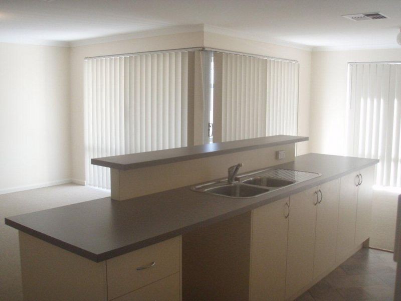 42 Kumarina Drive, Secret Harbour WA 6173