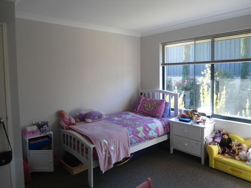 10 Songlark Court, Baldivis WA 6171