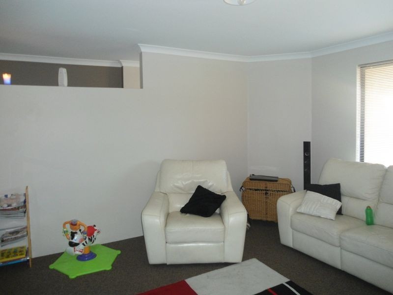 10 Songlark Court, Baldivis WA 6171