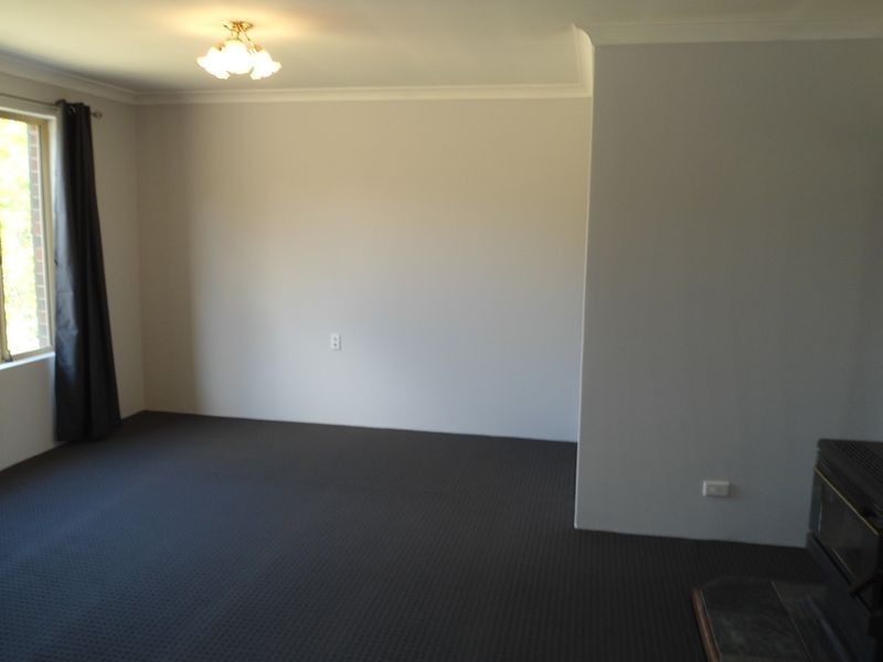 69 Mortimer Road, Wattleup WA 6166