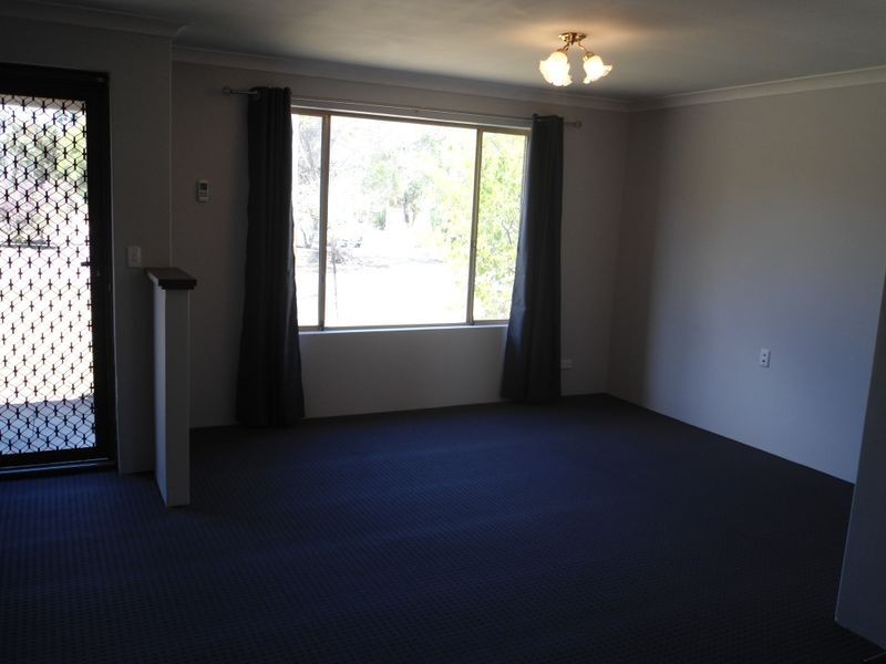 69 Mortimer Road, Wattleup WA 6166