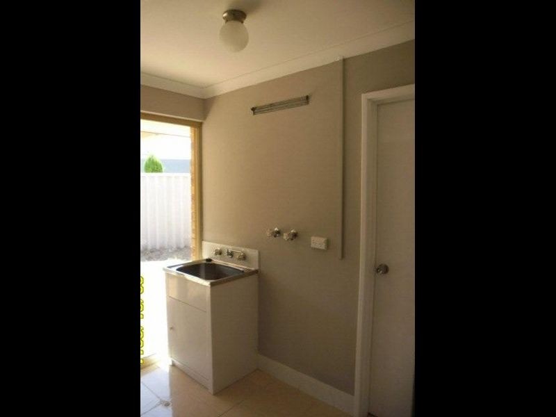 2/10 Meadow Court, Cooloongup WA 6168