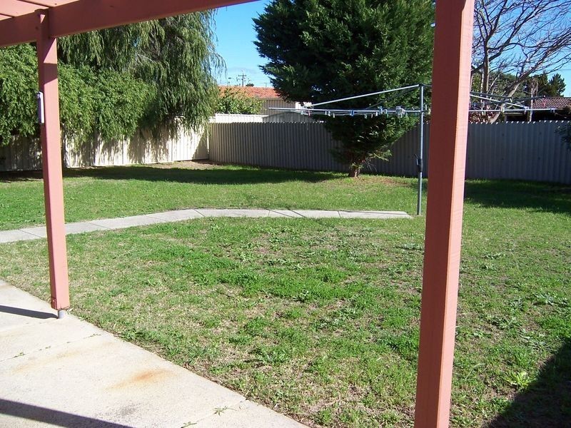 3 Blair Court, Warnbro WA 6169