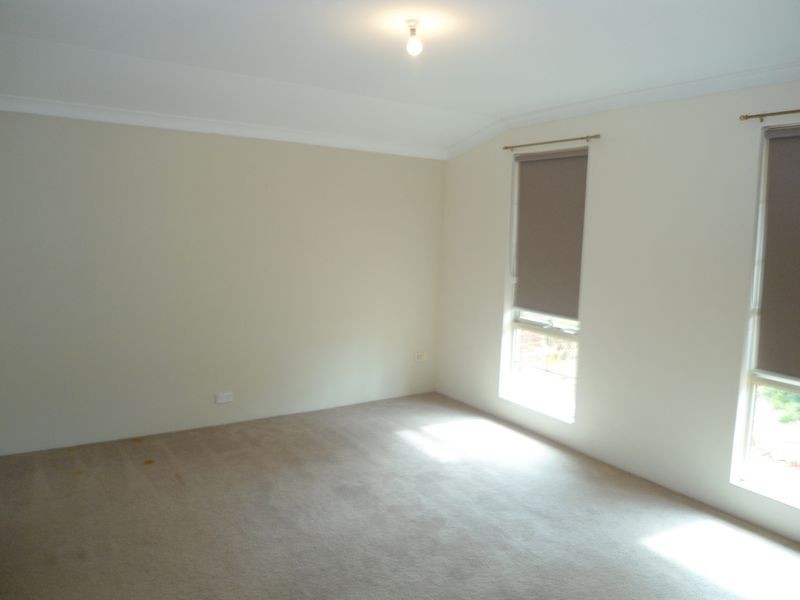 6 Taviano Vista, Secret Harbour WA 6173