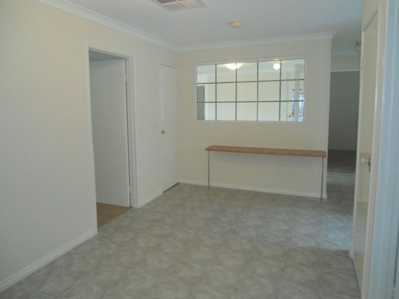 31 Santa Cruz Parkway, Secret Harbour WA 6173