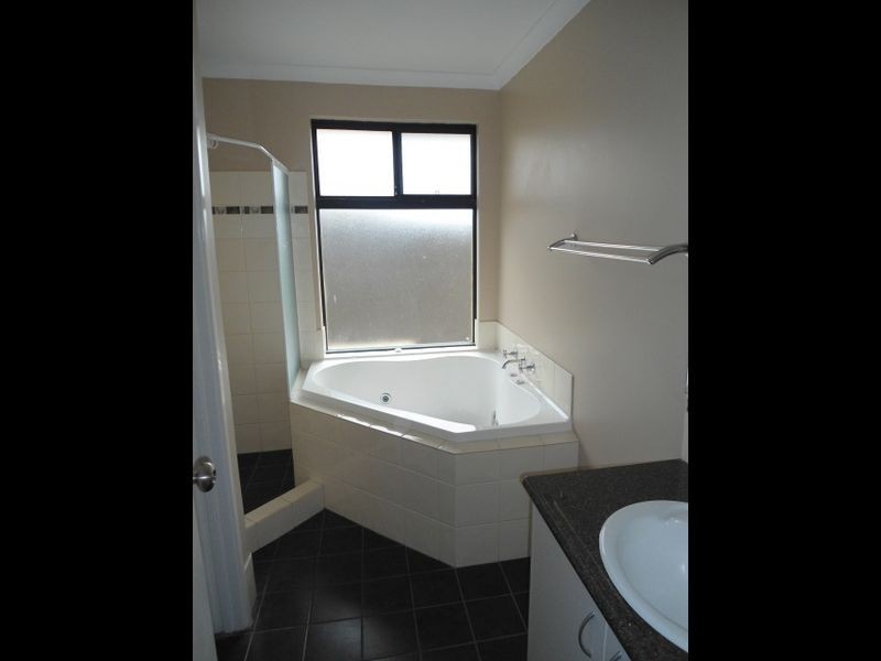 33 Mallard Way, Baldivis WA 6171