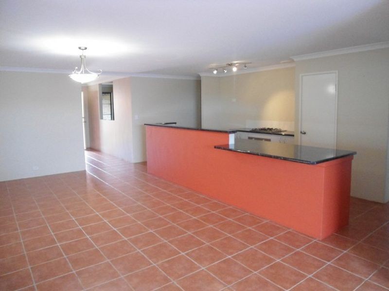 33 Mallard Way, Baldivis WA 6171