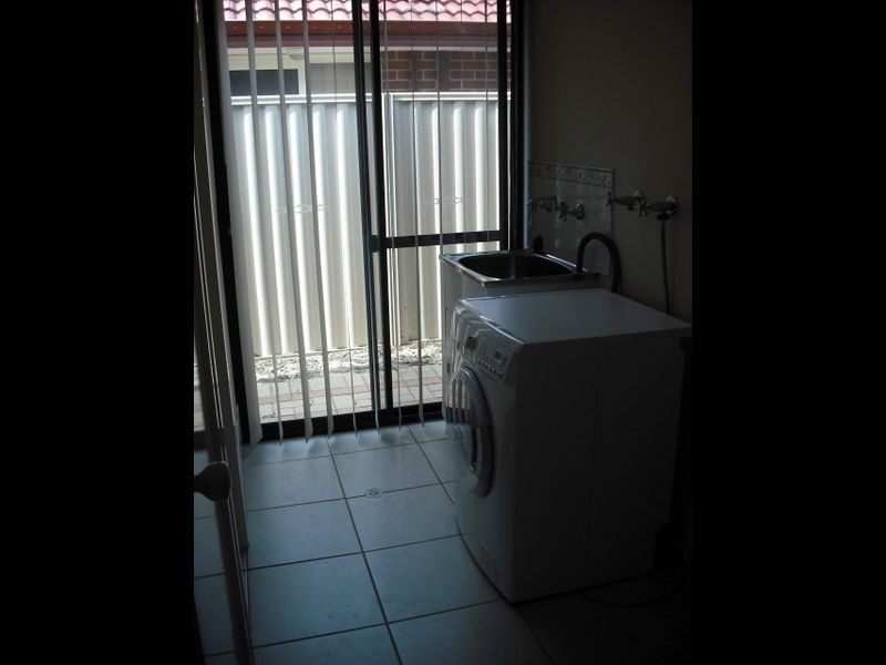 4 Dunsky Pass, Secret Harbour WA 6173