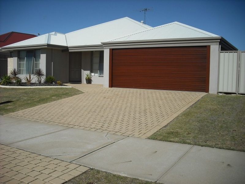 113 Forty Road, Secret Harbour WA 6173