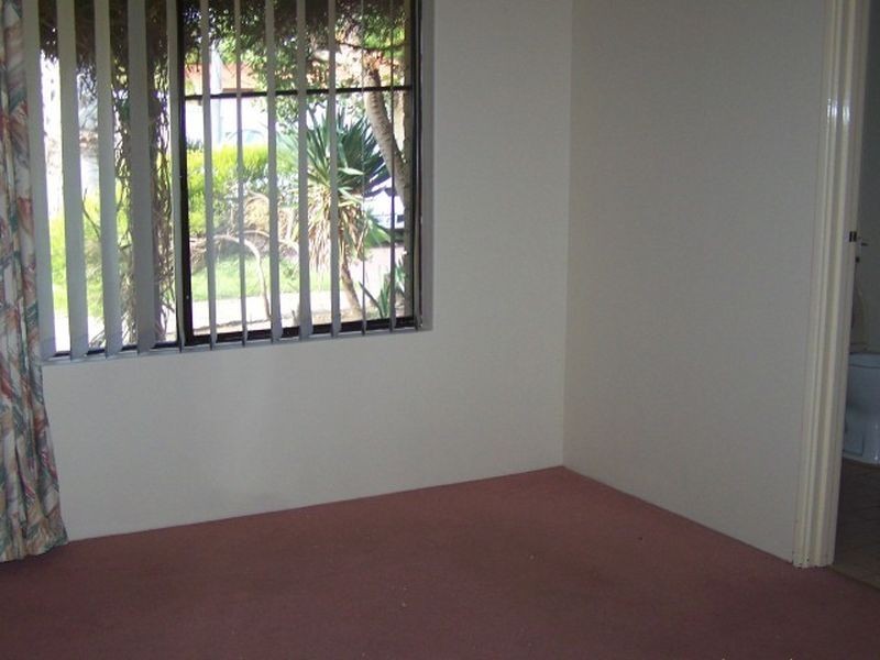 42 Minigwal Loop, Waikiki WA 6169