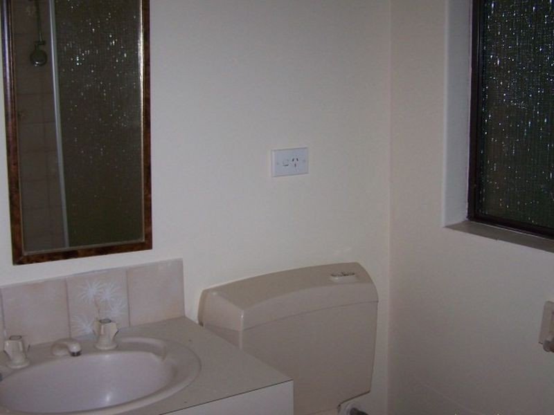42 Minigwal Loop, Waikiki WA 6169