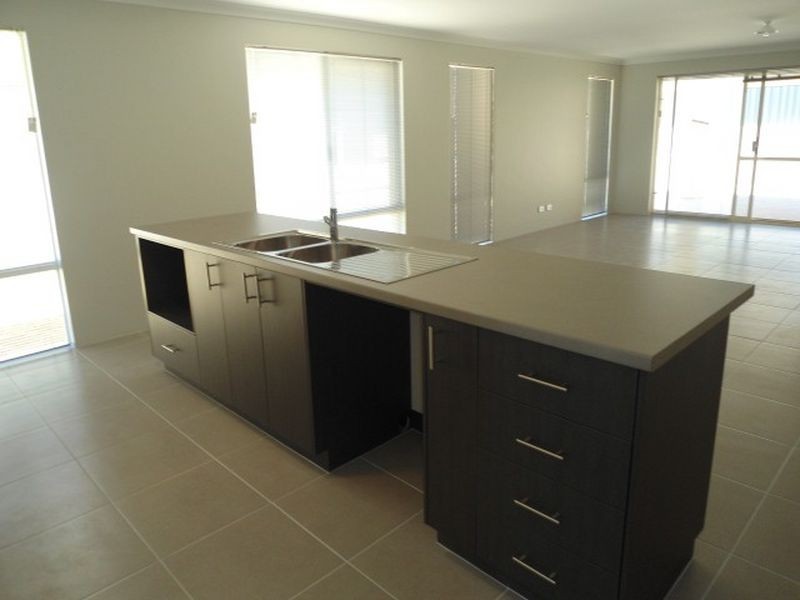 16 Addison Avenue, Baldivis WA 6171