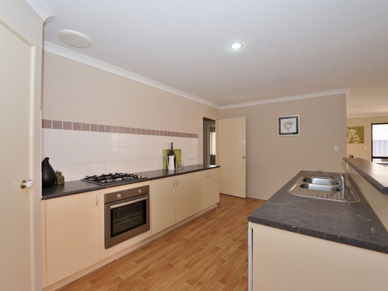 8 Corymbia Green, Baldivis WA 6171