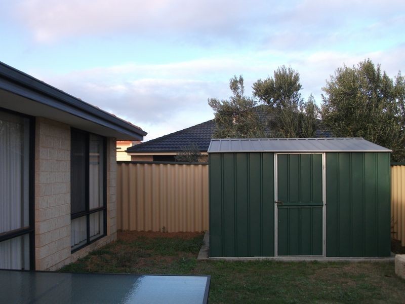 14 Freeling Road, Port Kennedy WA 6172