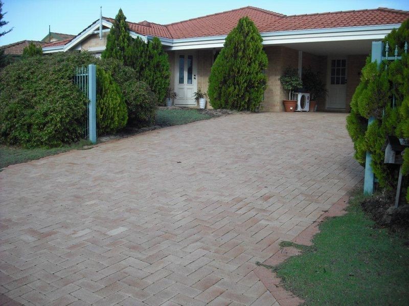 10 Porto Novo Mews, Secret Harbour WA 6173